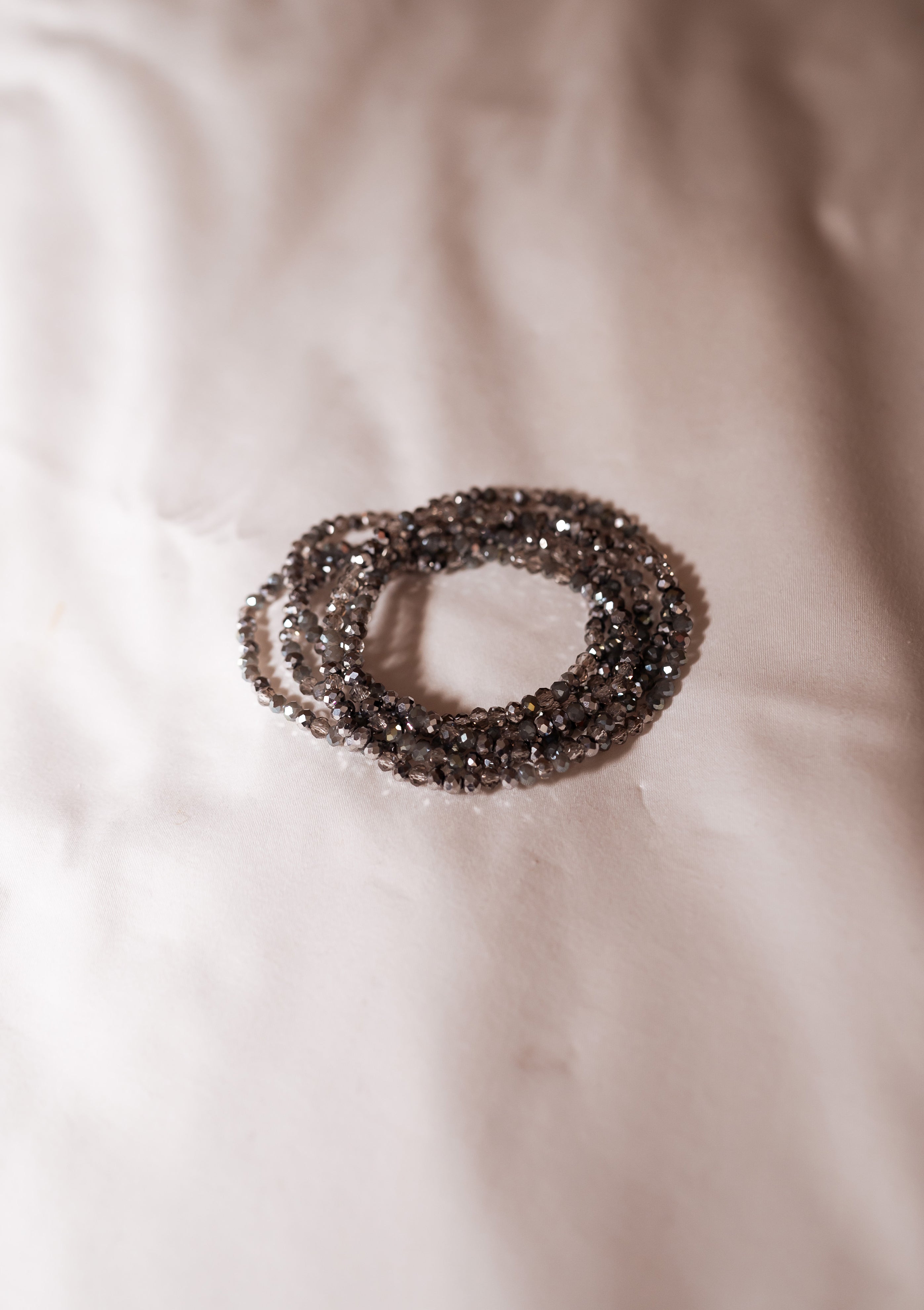 Shiny Grey Henno Bracelet